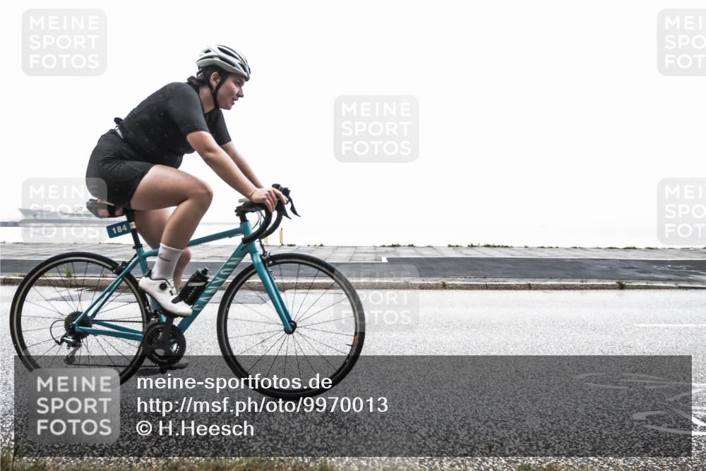 16.08.2026 - KN Förde Triathlon 2026 H.Heesch http://msf.ph/oto/9970013 16.08.2026 09:51:57 Radfahren 169, 184, 190, 232 meine-sportfotos.de