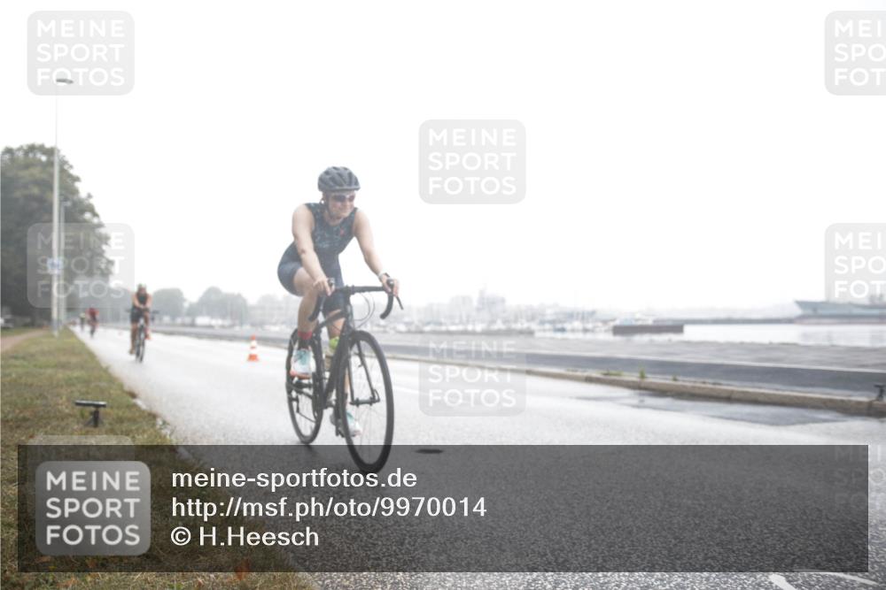 16.08.2026 - KN Förde Triathlon 2026 H.Heesch http://msf.ph/oto/9970014 16.08.2026 09:46:31 Radfahren 109, 150, 198, 202, 216, 255, 258 meine-sportfotos.de