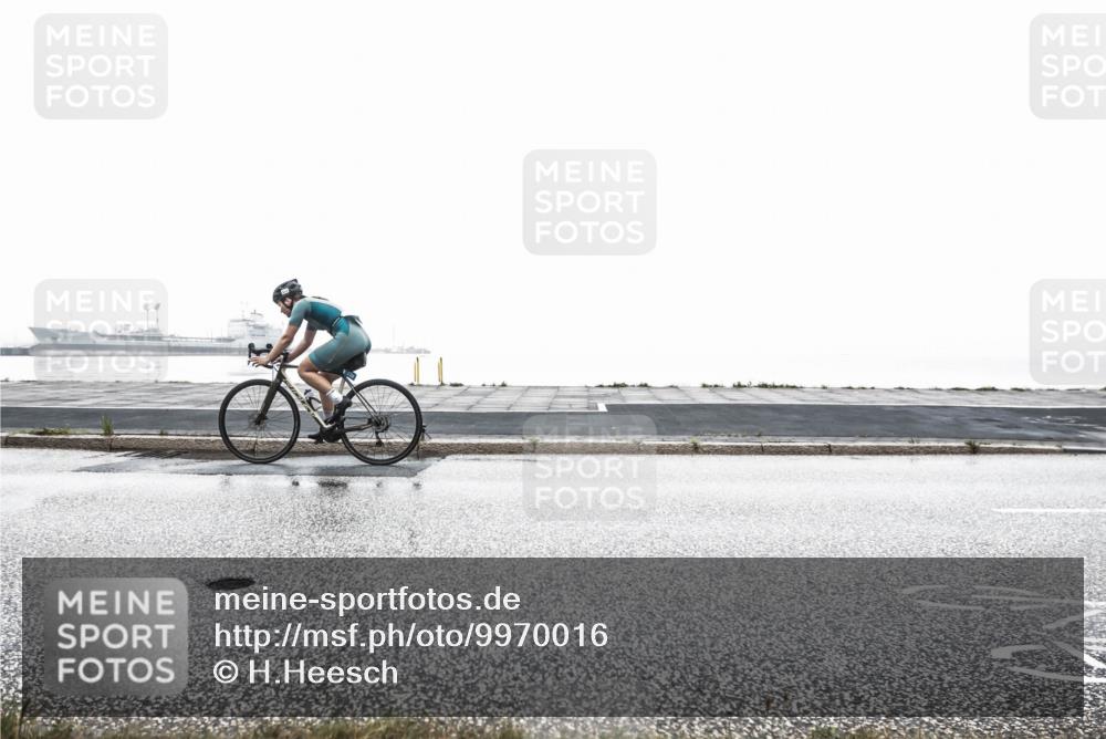 16.08.2026 - KN Förde Triathlon 2026 H.Heesch http://msf.ph/oto/9970016 16.08.2026 09:51:59 Radfahren 169, 184, 190, 232 meine-sportfotos.de