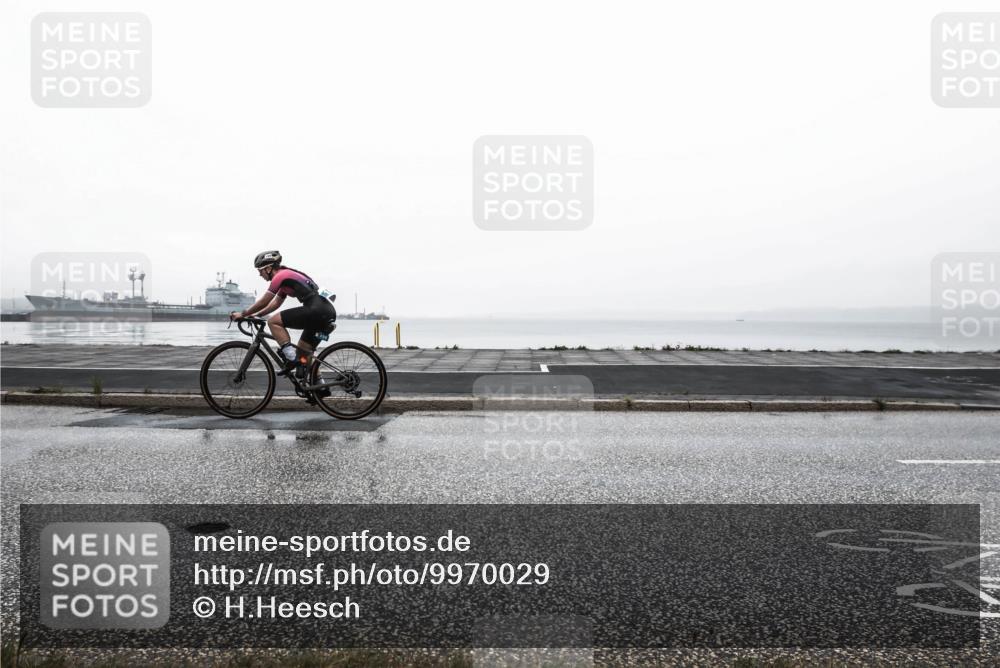 16.08.2026 - KN Förde Triathlon 2026 H.Heesch http://msf.ph/oto/9970029 16.08.2026 09:52:11 Radfahren 193, 214, 241 meine-sportfotos.de