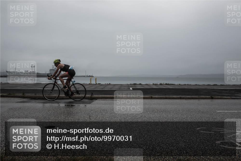 16.08.2026 - KN Förde Triathlon 2026 H.Heesch http://msf.ph/oto/9970031 16.08.2026 09:52:13 Radfahren 193, 214 meine-sportfotos.de