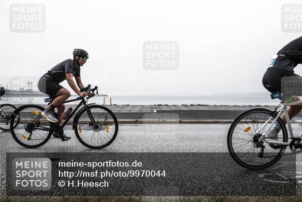 16.08.2026 - KN Förde Triathlon 2026 H.Heesch http://msf.ph/oto/9970044 16.08.2026 09:52:34 Radfahren 163, 165, 191, 212, 235, 259 meine-sportfotos.de
