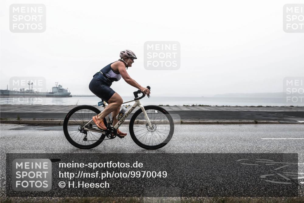 16.08.2026 - KN Förde Triathlon 2026 H.Heesch http://msf.ph/oto/9970049 16.08.2026 09:52:34 Radfahren 163, 165, 191, 212, 235, 259 meine-sportfotos.de