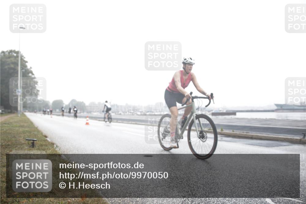 16.08.2026 - KN Förde Triathlon 2026 H.Heesch http://msf.ph/oto/9970050 16.08.2026 09:47:03 Radfahren 119, 131, 166, 805 meine-sportfotos.de