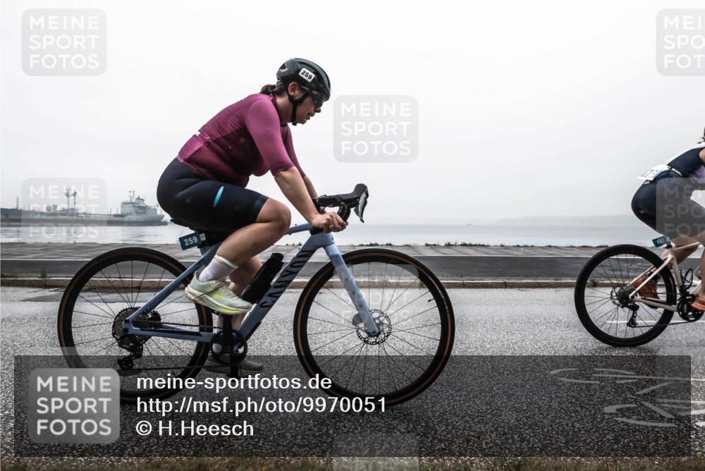 16.08.2026 - KN Förde Triathlon 2026 H.Heesch http://msf.ph/oto/9970051 16.08.2026 09:52:35 Radfahren 163, 165, 191, 212, 235, 240, 259 meine-sportfotos.de