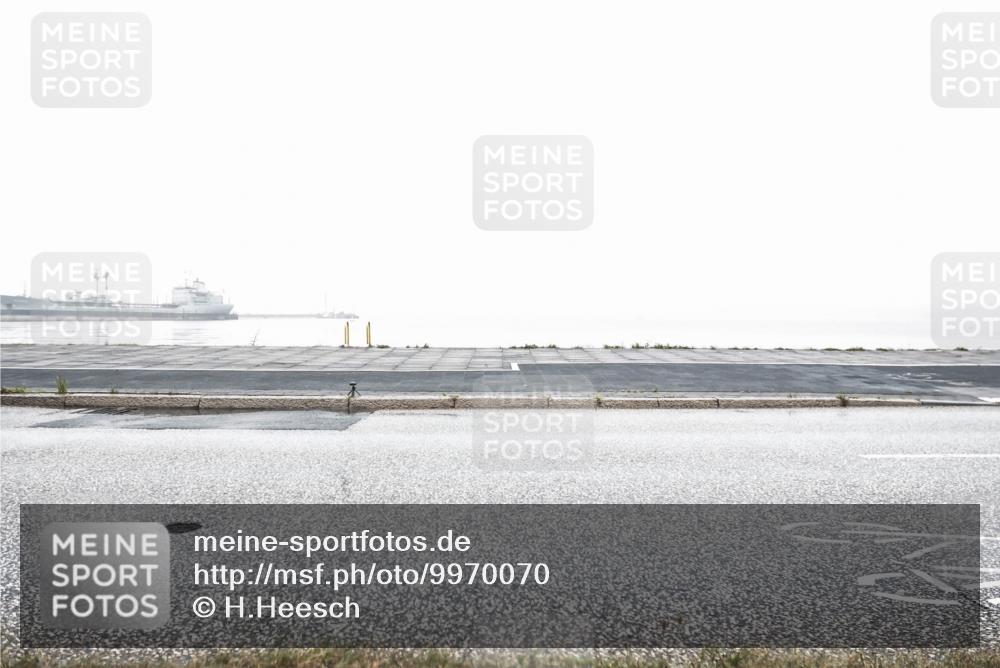 16.08.2026 - KN Förde Triathlon 2026 H.Heesch http://msf.ph/oto/9970070 16.08.2026 09:52:51 Radfahren  meine-sportfotos.de