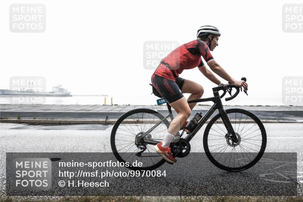 16.08.2026 - KN Förde Triathlon 2026 H.Heesch http://msf.ph/oto/9970084 16.08.2026 09:53:06 Radfahren 108, 139 meine-sportfotos.de