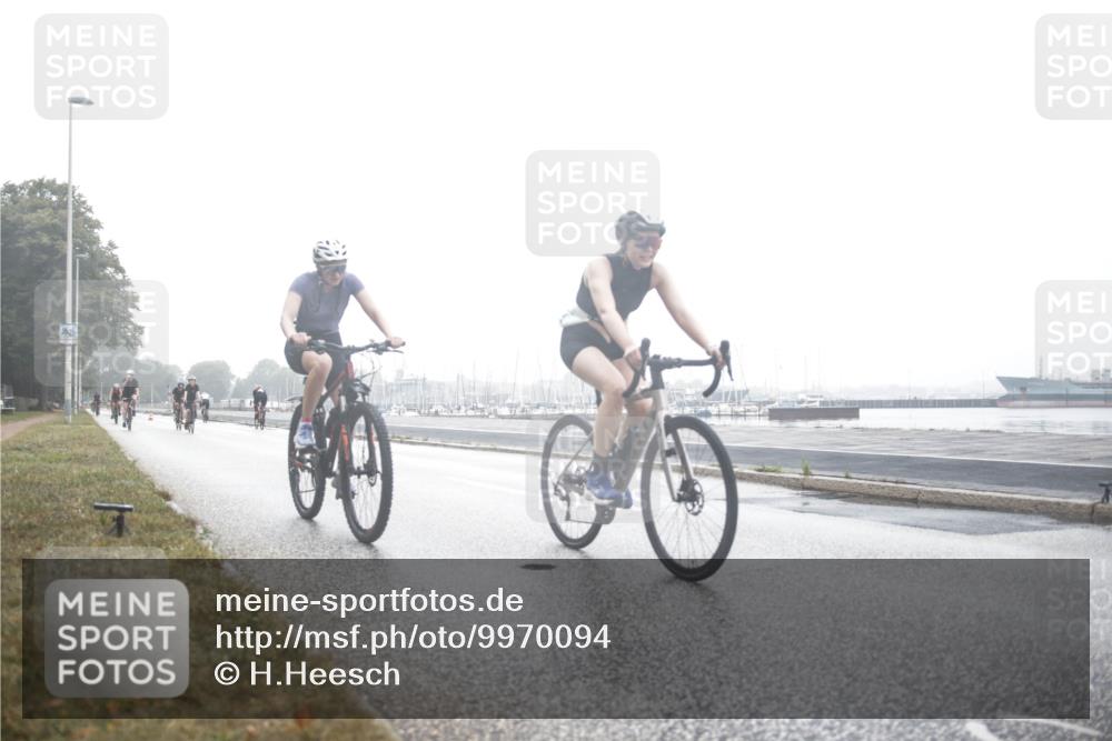 16.08.2026 - KN Förde Triathlon 2026 H.Heesch http://msf.ph/oto/9970094 16.08.2026 09:48:30 Radfahren 145, 153, 168, 195, 238, 243, 250, 252 meine-sportfotos.de