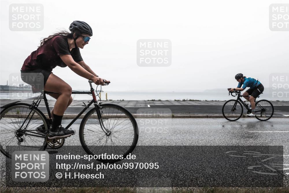 16.08.2026 - KN Förde Triathlon 2026 H.Heesch http://msf.ph/oto/9970095 16.08.2026 09:53:18 Radfahren 180, 226, 229 meine-sportfotos.de