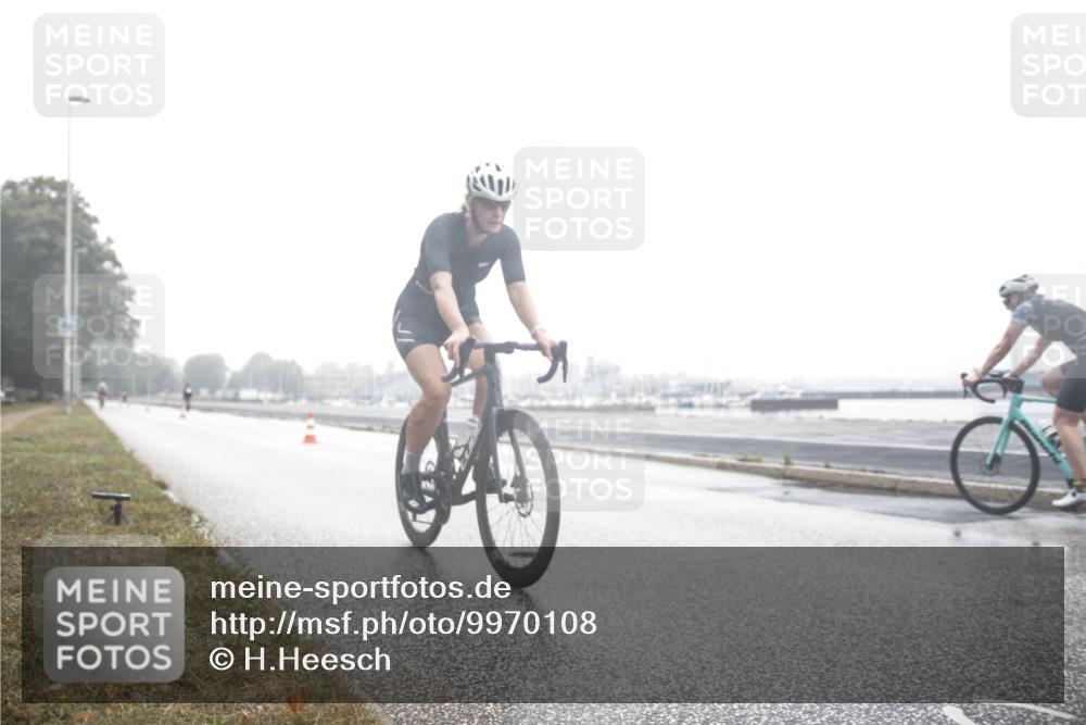 16.08.2026 - KN Förde Triathlon 2026 H.Heesch http://msf.ph/oto/9970108 16.08.2026 09:48:41 Radfahren 172, 175, 188, 201 meine-sportfotos.de