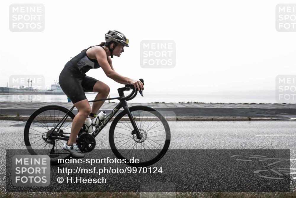 16.08.2026 - KN Förde Triathlon 2026 H.Heesch http://msf.ph/oto/9970124 16.08.2026 09:53:43 Radfahren 137, 141, 167, 179 meine-sportfotos.de