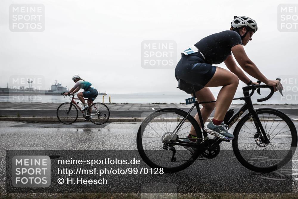 16.08.2026 - KN Förde Triathlon 2026 H.Heesch http://msf.ph/oto/9970128 16.08.2026 09:53:55 Radfahren 147, 154, 181 meine-sportfotos.de