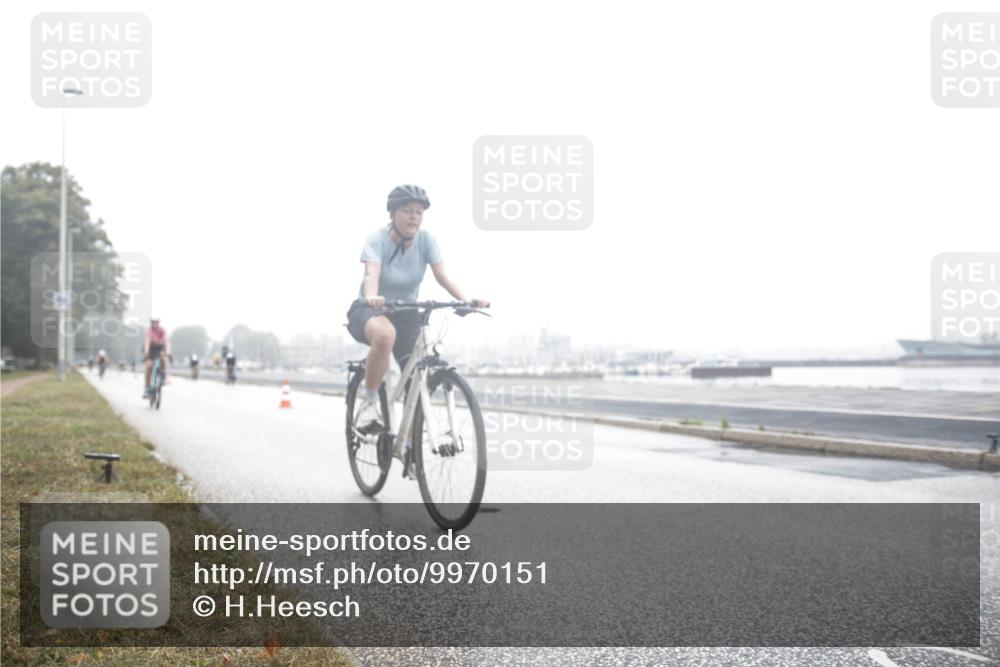 16.08.2026 - KN Förde Triathlon 2026 H.Heesch http://msf.ph/oto/9970151 16.08.2026 09:49:53 Radfahren 186, 236, 244 meine-sportfotos.de