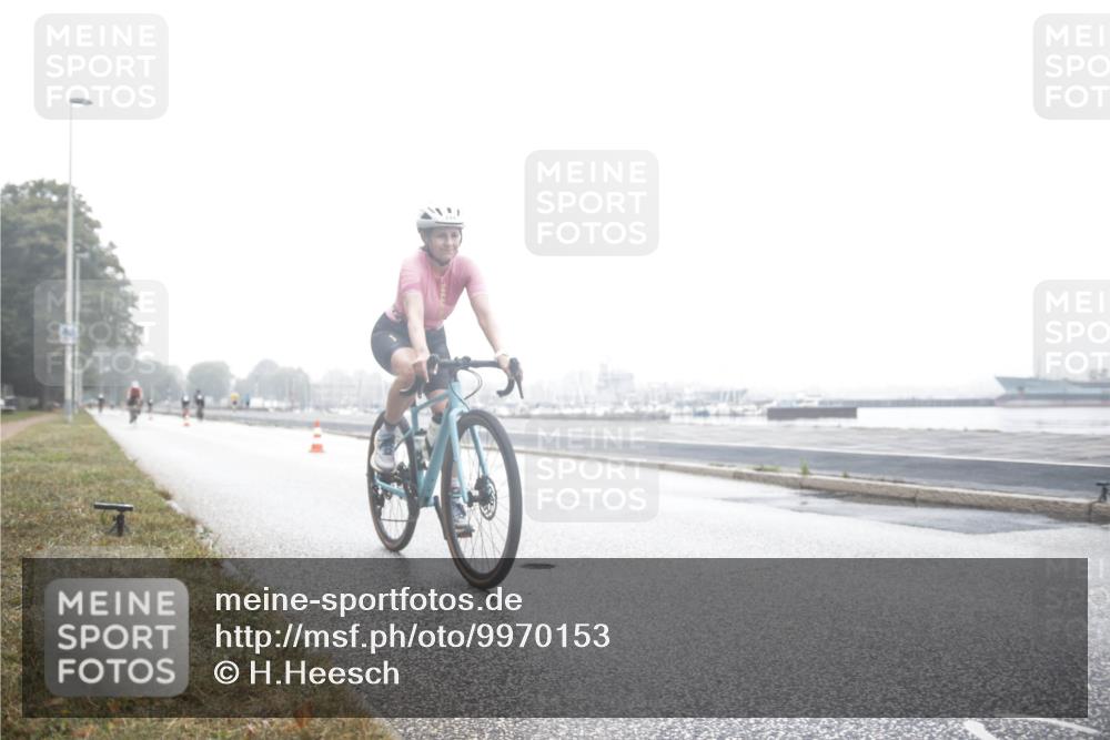 16.08.2026 - KN Förde Triathlon 2026 H.Heesch http://msf.ph/oto/9970153 16.08.2026 09:49:55 Radfahren 117, 186, 236, 244 meine-sportfotos.de