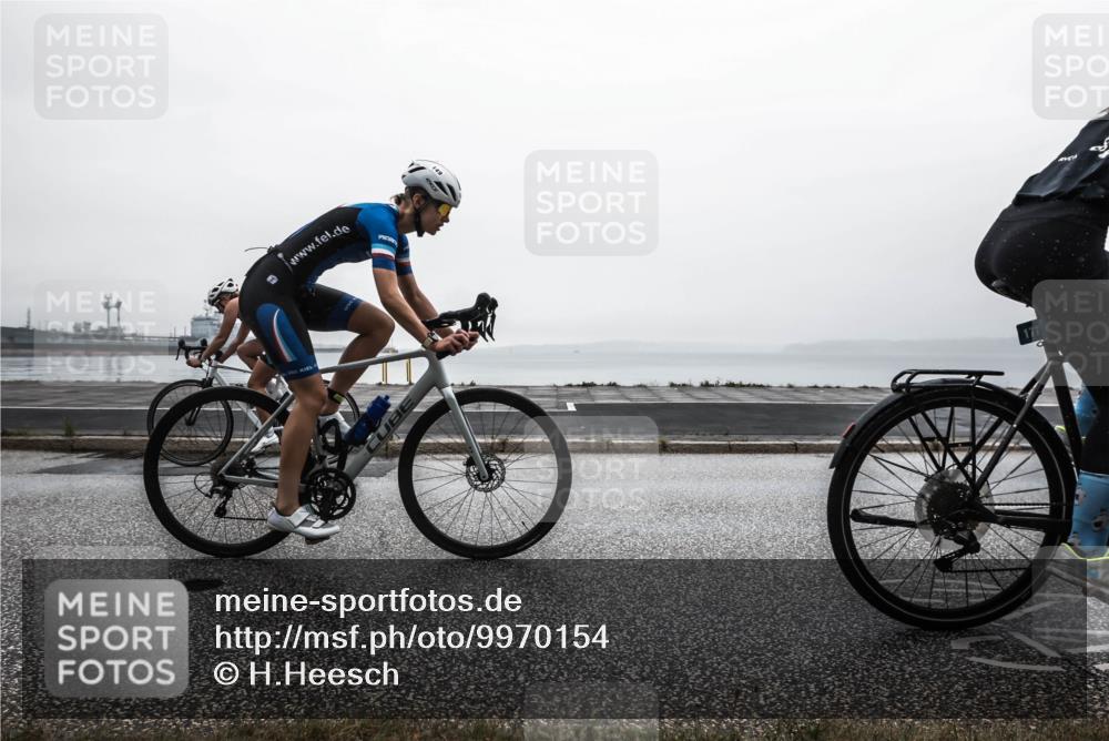 16.08.2026 - KN Förde Triathlon 2026 H.Heesch http://msf.ph/oto/9970154 16.08.2026 09:54:19 Radfahren 143, 150, 177, 206 meine-sportfotos.de