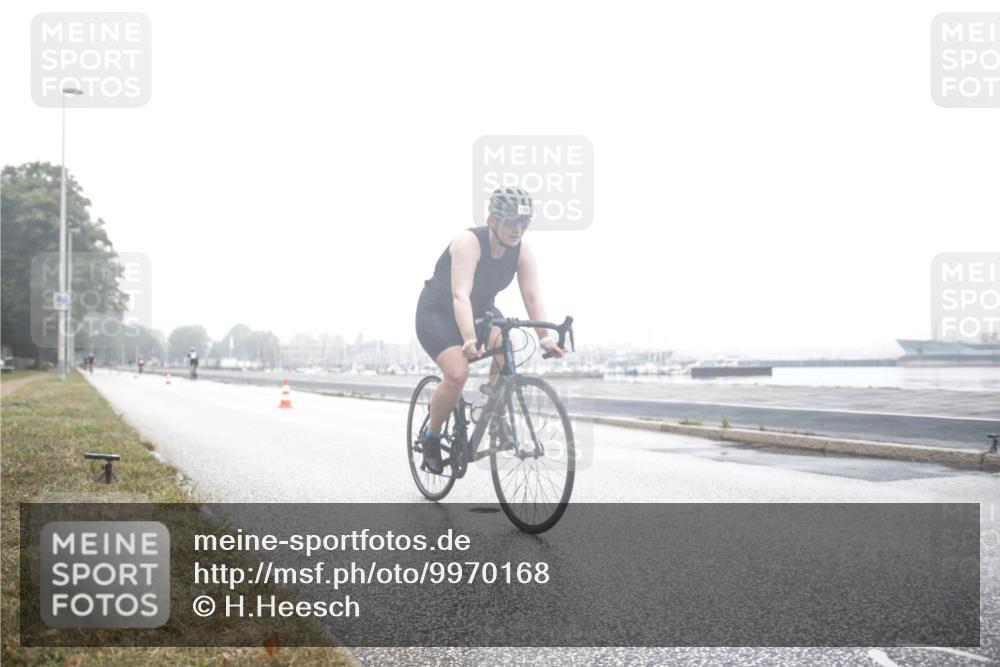 16.08.2026 - KN Förde Triathlon 2026 H.Heesch http://msf.ph/oto/9970168 16.08.2026 09:50:20 Radfahren 156, 174, 194, 239 meine-sportfotos.de