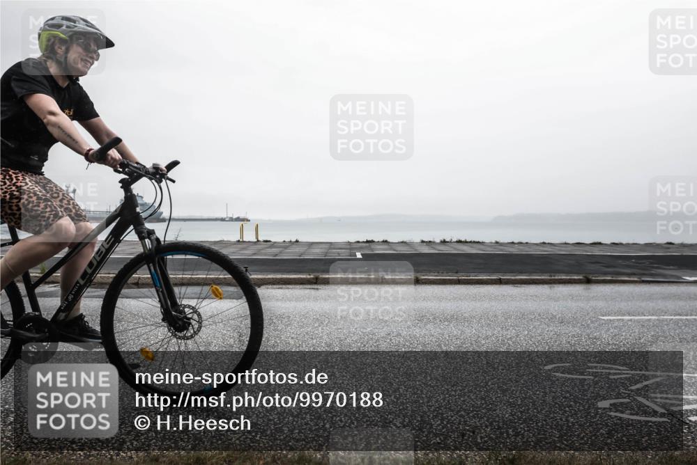 16.08.2026 - KN Förde Triathlon 2026 H.Heesch http://msf.ph/oto/9970188 16.08.2026 09:54:48 Radfahren 128, 132, 193, 241 meine-sportfotos.de