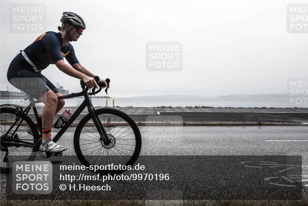 16.08.2026 - KN Förde Triathlon 2026 H.Heesch http://msf.ph/oto/9970196 16.08.2026 09:54:54 Radfahren 193, 199, 205, 241, 247, 256 meine-sportfotos.de