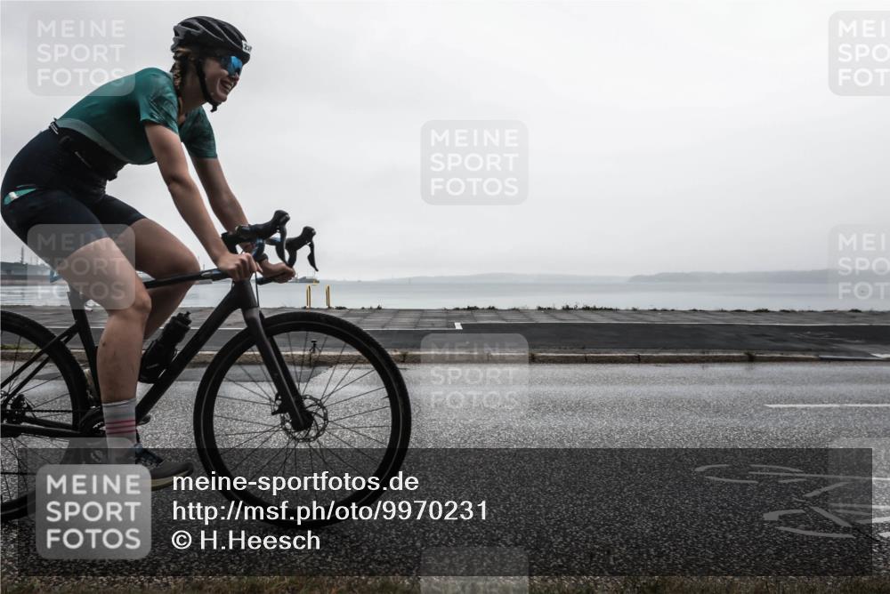 16.08.2026 - KN Förde Triathlon 2026 H.Heesch http://msf.ph/oto/9970231 16.08.2026 09:56:12 Radfahren 195, 197, 202, 229, 254, 260, 805 meine-sportfotos.de
