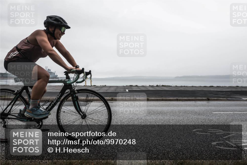 16.08.2026 - KN Förde Triathlon 2026 H.Heesch http://msf.ph/oto/9970248 16.08.2026 09:56:39 Radfahren 175, 268 meine-sportfotos.de