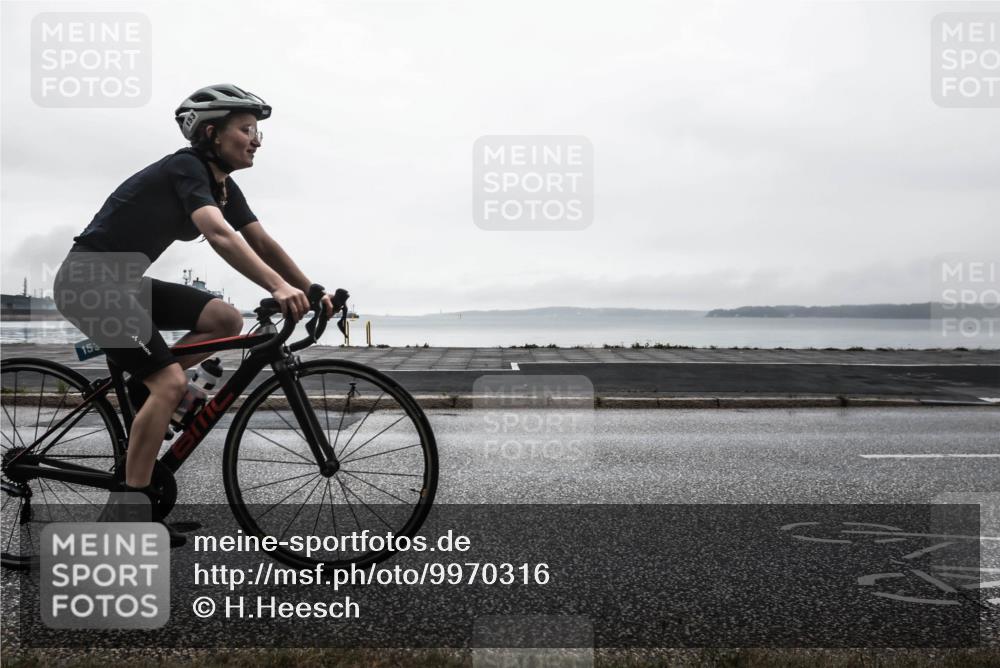 16.08.2026 - KN Förde Triathlon 2026 H.Heesch http://msf.ph/oto/9970316 16.08.2026 09:59:42 Radfahren 183, 263 meine-sportfotos.de