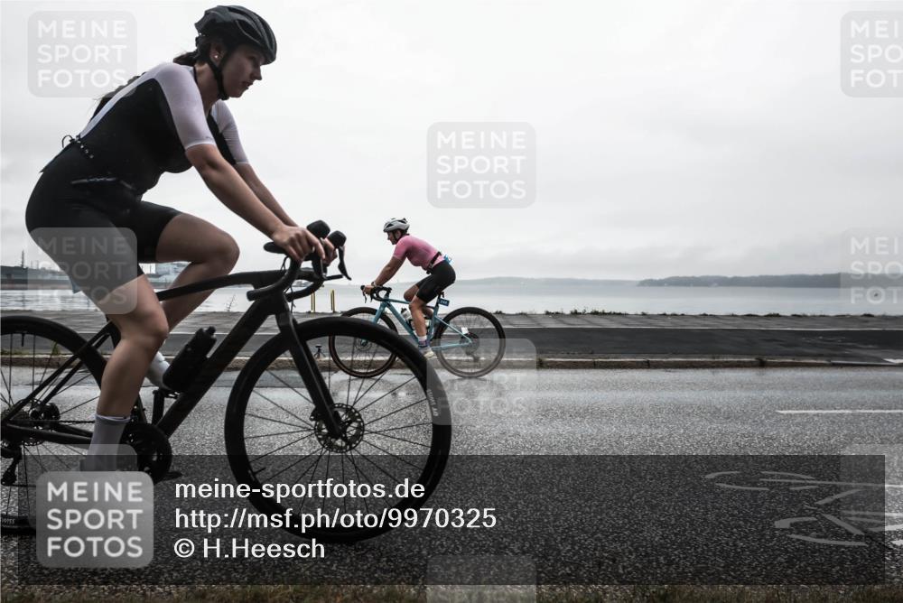16.08.2026 - KN Förde Triathlon 2026 H.Heesch http://msf.ph/oto/9970325 16.08.2026 10:00:13 Radfahren 123, 215 meine-sportfotos.de