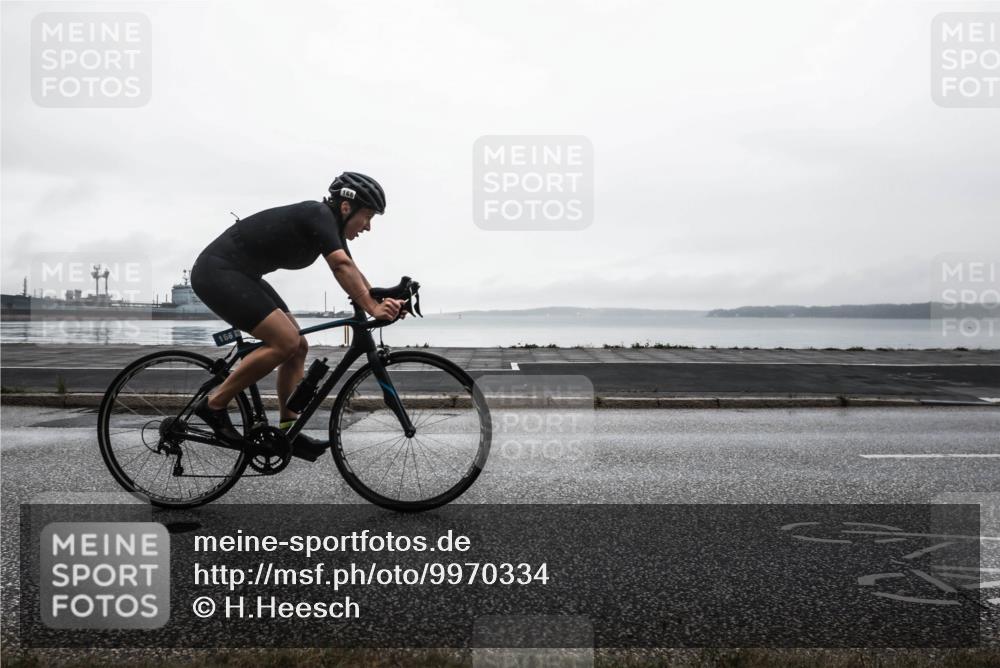 16.08.2026 - KN Förde Triathlon 2026 H.Heesch http://msf.ph/oto/9970334 16.08.2026 10:00:30 Radfahren 184 meine-sportfotos.de