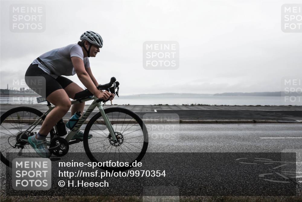 16.08.2026 - KN Förde Triathlon 2026 H.Heesch http://msf.ph/oto/9970354 16.08.2026 10:01:34 Radfahren 163, 191, 194, 239, 255 meine-sportfotos.de