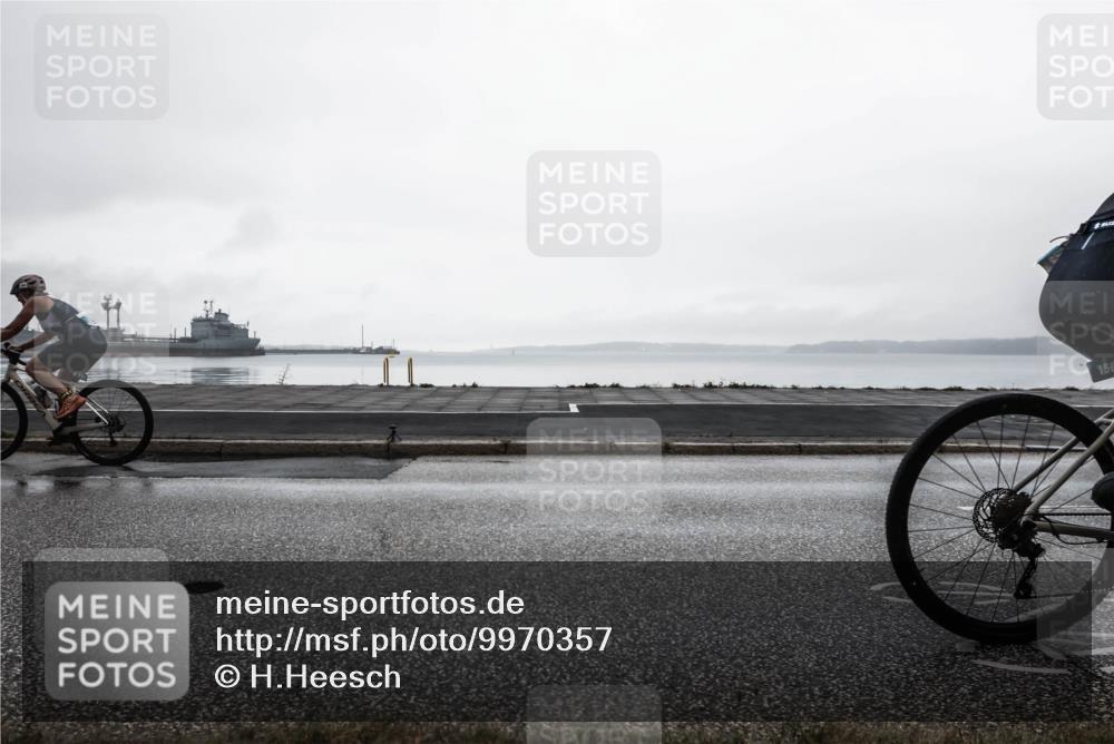 16.08.2026 - KN Förde Triathlon 2026 H.Heesch http://msf.ph/oto/9970357 16.08.2026 10:01:39 Radfahren 191, 239, 245, 255 meine-sportfotos.de
