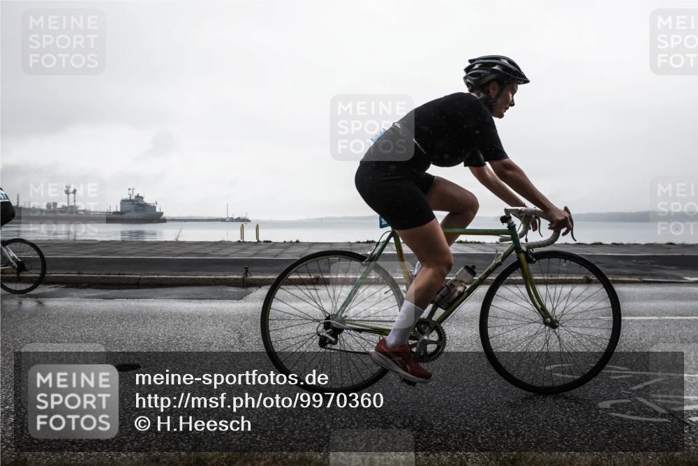 16.08.2026 - KN Förde Triathlon 2026 H.Heesch http://msf.ph/oto/9970360 16.08.2026 10:01:40 Radfahren 239, 245, 255 meine-sportfotos.de