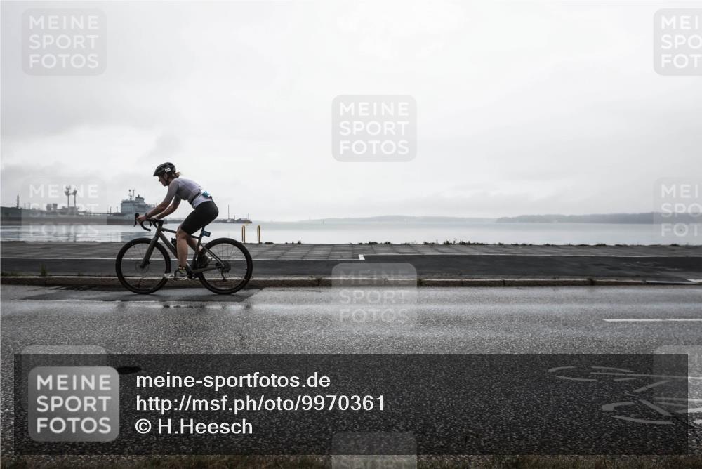 16.08.2026 - KN Förde Triathlon 2026 H.Heesch http://msf.ph/oto/9970361 16.08.2026 10:01:42 Radfahren 239, 245, 255 meine-sportfotos.de