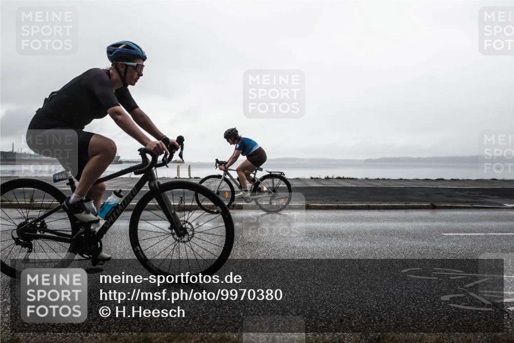 16.08.2026 - KN Förde Triathlon 2026 H.Heesch http://msf.ph/oto/9970380 16.08.2026 10:02:50 Radfahren 181, 233, 234, 253, 266 meine-sportfotos.de