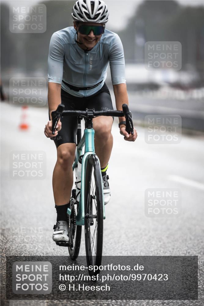 16.08.2026 - KN Förde Triathlon 2026 H.Heesch http://msf.ph/oto/9970423 16.08.2026 09:50:58 Radfahren 103, 127, 176, 179, 181, 204 meine-sportfotos.de