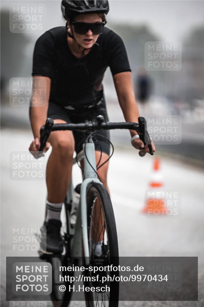 16.08.2026 - KN Förde Triathlon 2026 H.Heesch http://msf.ph/oto/9970434 16.08.2026 09:51:00 Radfahren 103, 127, 167, 176, 179, 181, 204 meine-sportfotos.de