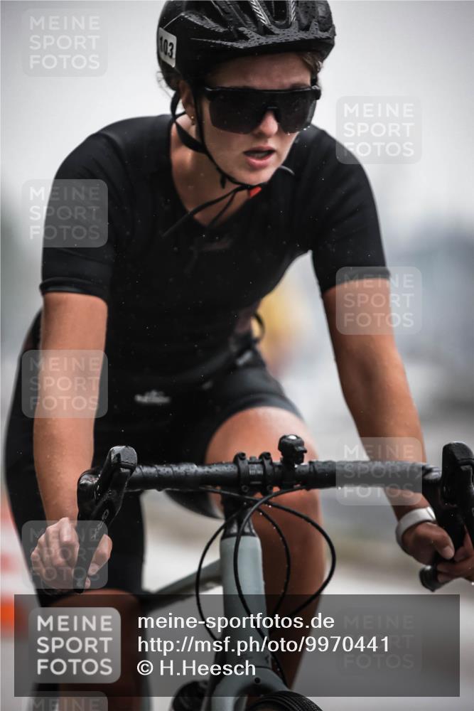 16.08.2026 - KN Förde Triathlon 2026 H.Heesch http://msf.ph/oto/9970441 16.08.2026 09:51:00 Radfahren 103, 127, 167, 176, 179, 181, 204 meine-sportfotos.de