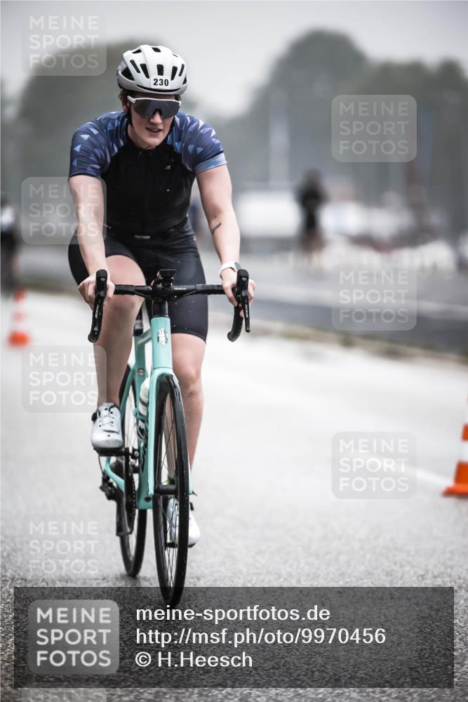 16.08.2026 - KN Förde Triathlon 2026 H.Heesch http://msf.ph/oto/9970456 16.08.2026 09:51:15 Radfahren 201, 203, 230 meine-sportfotos.de