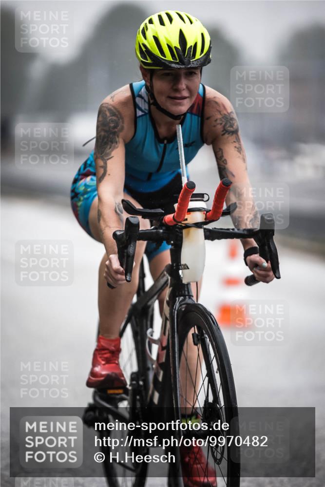 16.08.2026 - KN Förde Triathlon 2026 H.Heesch http://msf.ph/oto/9970482 16.08.2026 09:51:20 Radfahren 177, 201, 203, 264 meine-sportfotos.de