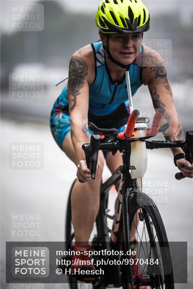 16.08.2026 - KN Förde Triathlon 2026 H.Heesch http://msf.ph/oto/9970484 16.08.2026 09:51:20 Radfahren 177, 201, 203, 264 meine-sportfotos.de