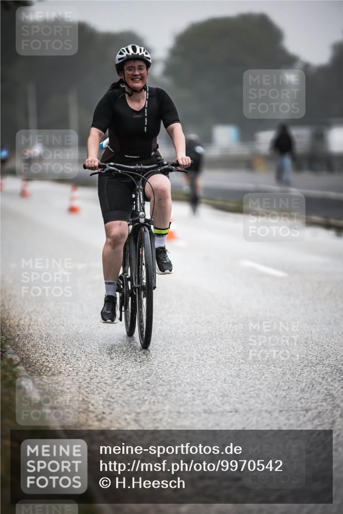 16.08.2026 - KN Förde Triathlon 2026 H.Heesch http://msf.ph/oto/9970542 16.08.2026 09:54:32 Radfahren 182, 264 meine-sportfotos.de