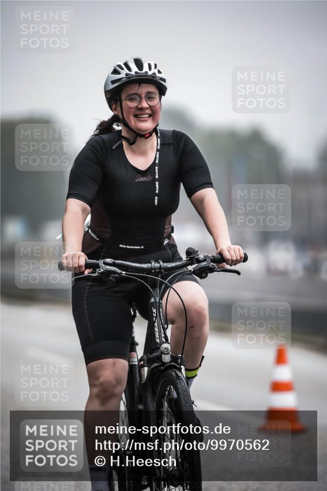 16.08.2026 - KN Förde Triathlon 2026 H.Heesch http://msf.ph/oto/9970562 16.08.2026 09:54:33 Radfahren 264 meine-sportfotos.de