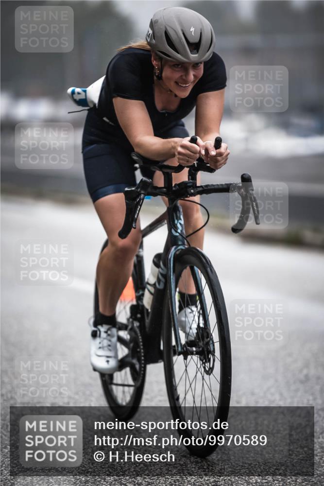 16.08.2026 - KN Förde Triathlon 2026 H.Heesch http://msf.ph/oto/9970589 16.08.2026 09:54:36 Radfahren 135, 232, 264 meine-sportfotos.de