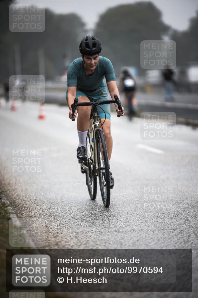 16.08.2026 - KN Förde Triathlon 2026 H.Heesch http://msf.ph/oto/9970594 16.08.2026 09:54:38 Radfahren 135, 232 meine-sportfotos.de