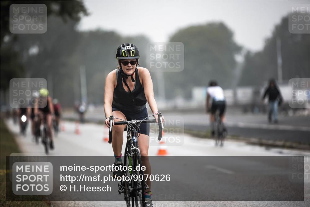 16.08.2026 - KN Förde Triathlon 2026 H.Heesch http://msf.ph/oto/9970626 16.08.2026 09:54:47 Radfahren 128, 132, 241 meine-sportfotos.de