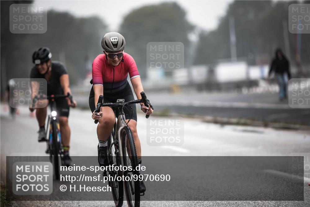16.08.2026 - KN Förde Triathlon 2026 H.Heesch http://msf.ph/oto/9970690 16.08.2026 09:54:54 Radfahren 193, 199, 205, 241, 247, 256 meine-sportfotos.de