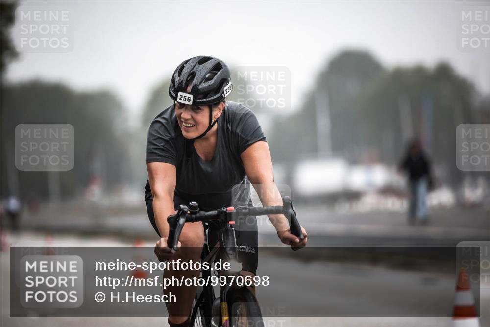 16.08.2026 - KN Förde Triathlon 2026 H.Heesch http://msf.ph/oto/9970698 16.08.2026 09:54:56 Radfahren 193, 199, 205, 247, 256 meine-sportfotos.de