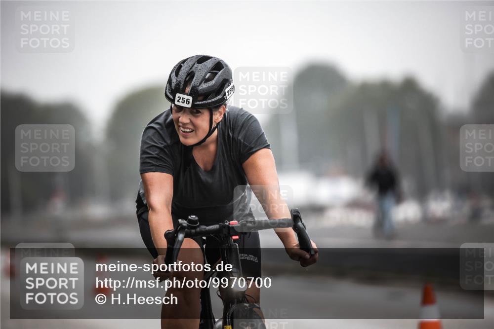 16.08.2026 - KN Förde Triathlon 2026 H.Heesch http://msf.ph/oto/9970700 16.08.2026 09:54:56 Radfahren 193, 199, 205, 247, 256 meine-sportfotos.de