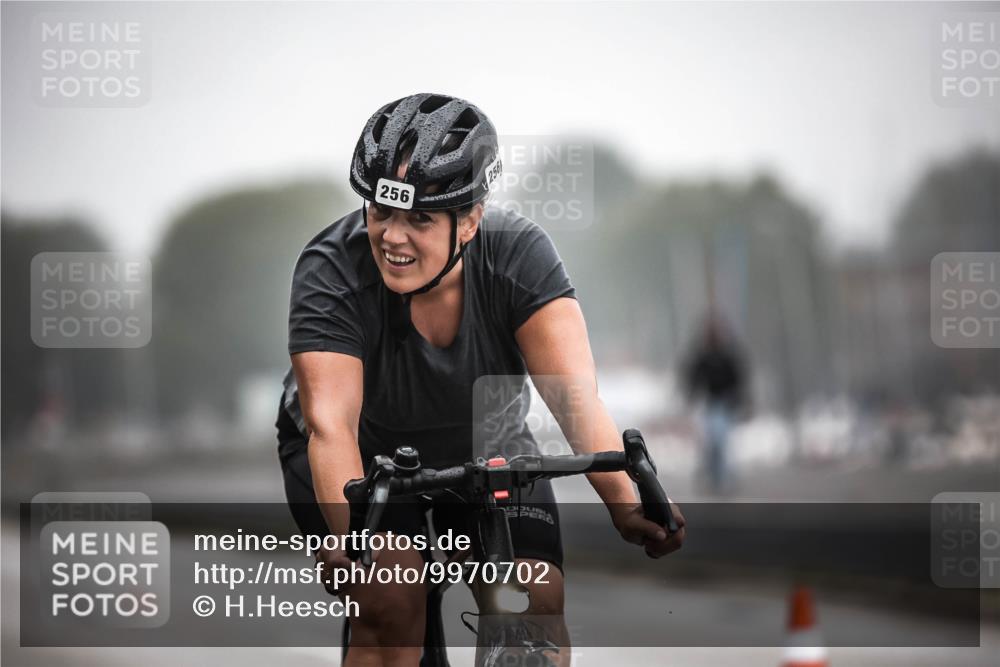 16.08.2026 - KN Förde Triathlon 2026 H.Heesch http://msf.ph/oto/9970702 16.08.2026 09:54:56 Radfahren 193, 199, 205, 247, 256 meine-sportfotos.de