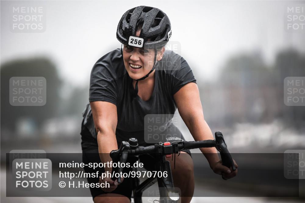16.08.2026 - KN Förde Triathlon 2026 H.Heesch http://msf.ph/oto/9970706 16.08.2026 09:54:56 Radfahren 193, 199, 205, 247, 256 meine-sportfotos.de