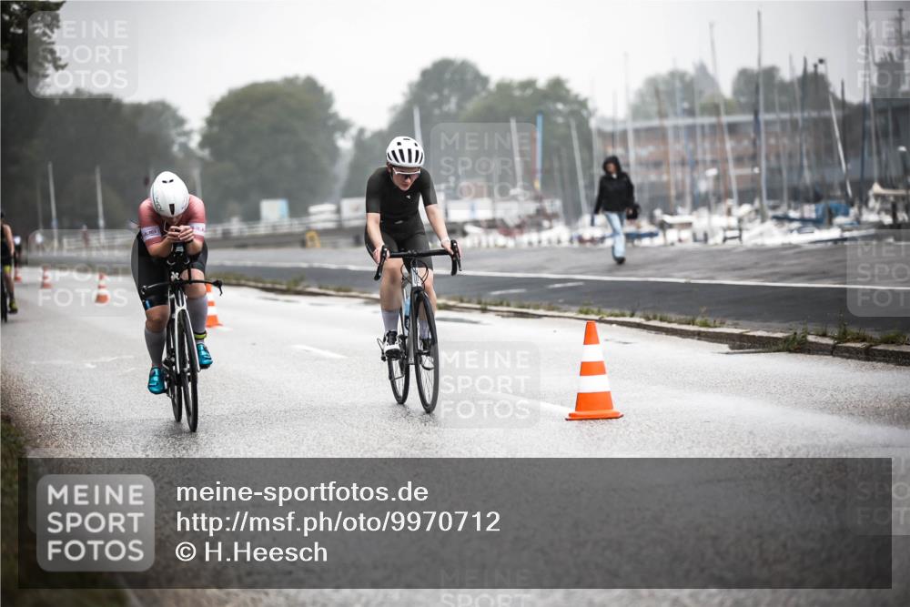 16.08.2026 - KN Förde Triathlon 2026 H.Heesch http://msf.ph/oto/9970712 16.08.2026 09:55:00 Radfahren 125, 205, 214, 247, 256 meine-sportfotos.de