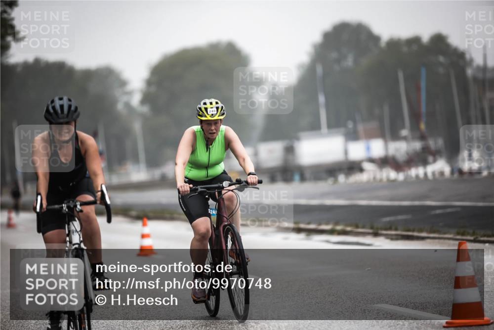 16.08.2026 - KN Förde Triathlon 2026 H.Heesch http://msf.ph/oto/9970748 16.08.2026 09:55:20 Radfahren 112, 235, 240 meine-sportfotos.de